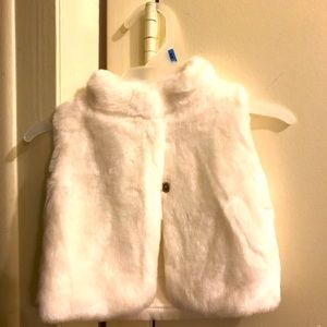 NWOT Faux Fur White Vest 3 Months